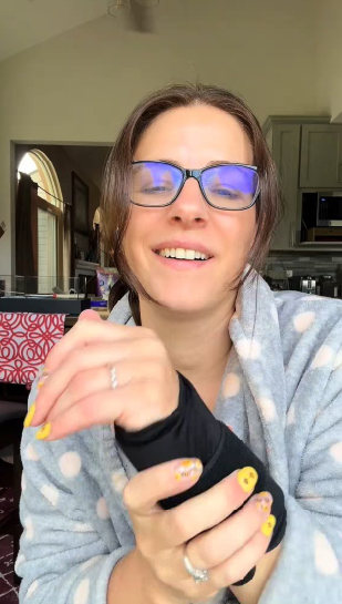 I use these after a long day in heels. They relieve the aching pressure on my bunions and balls of my feet. It's like a spa treatment for my sore, swollen feet!