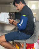 For sudden flare-ups of tendonitis in my elbow, applying the cold pack with this sleeve provides immediate, soothing relief. It's my go-to solution now.