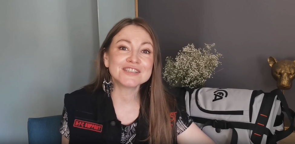 This bag fits perfectly in overhead compartments and under airplane seats.