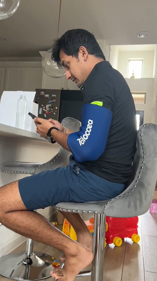  For sudden flare-ups of tendonitis in my elbow, applying the cold pack with this sleeve provides immediate, soothing relief. It's my go-to solution now.