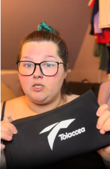 I never travel without this now. It's compact and has been a lifesaver for managing elbow pain during long flights and car rides. Both hot and cold therapy work like a charm.