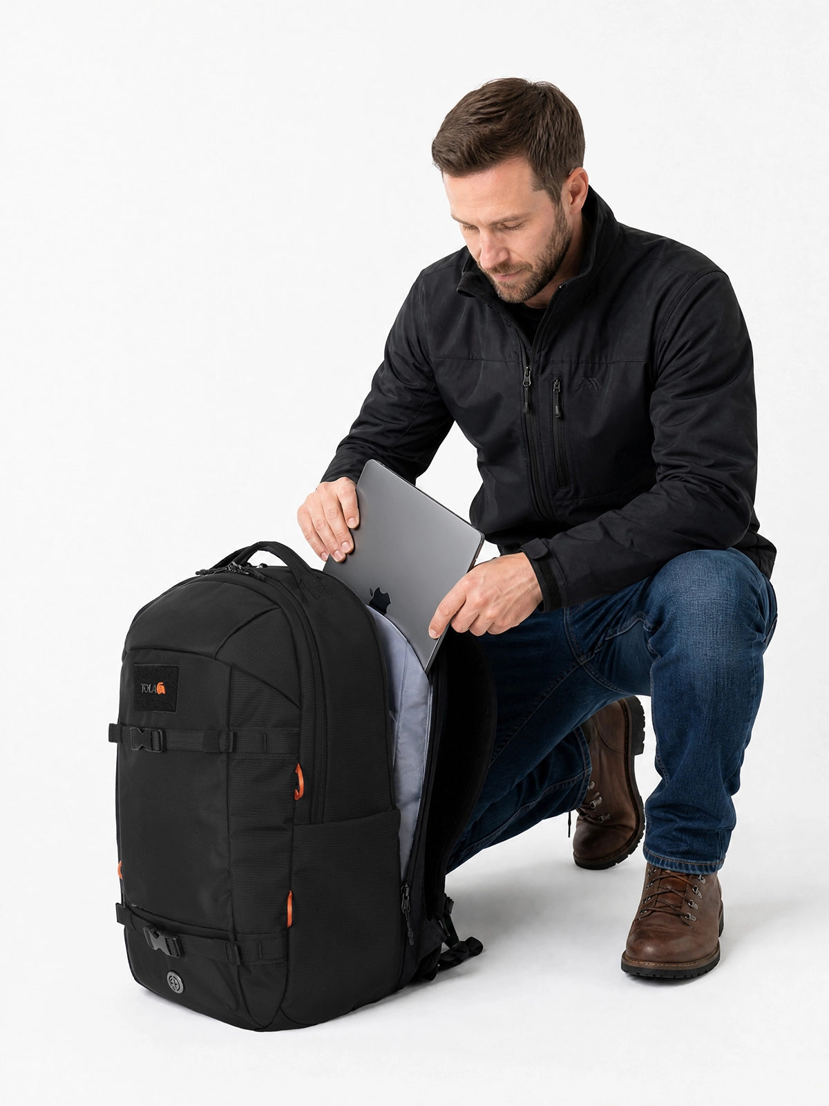 Tolaccea Mlife 06 Travel Laptop Backpack 30L