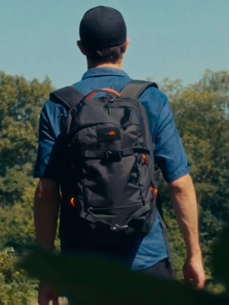 Tolaccea Mlife 06 Travel Laptop Backpack 30L