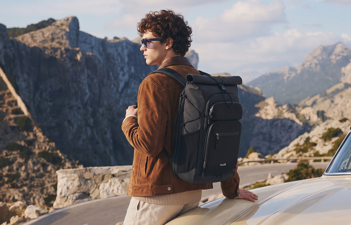 Tolaccea R10 32L Roll-top Travel Laptop Backpack with FIDLOCK Magnetic Buckle & 360° Laptop Protection