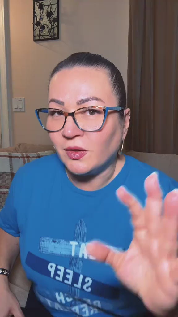 Heavy shoulder workouts leave me sore. Using this wrap afterwards has drastically reduced my recovery time. The deep cold is perfect for shoulder-specific strains.