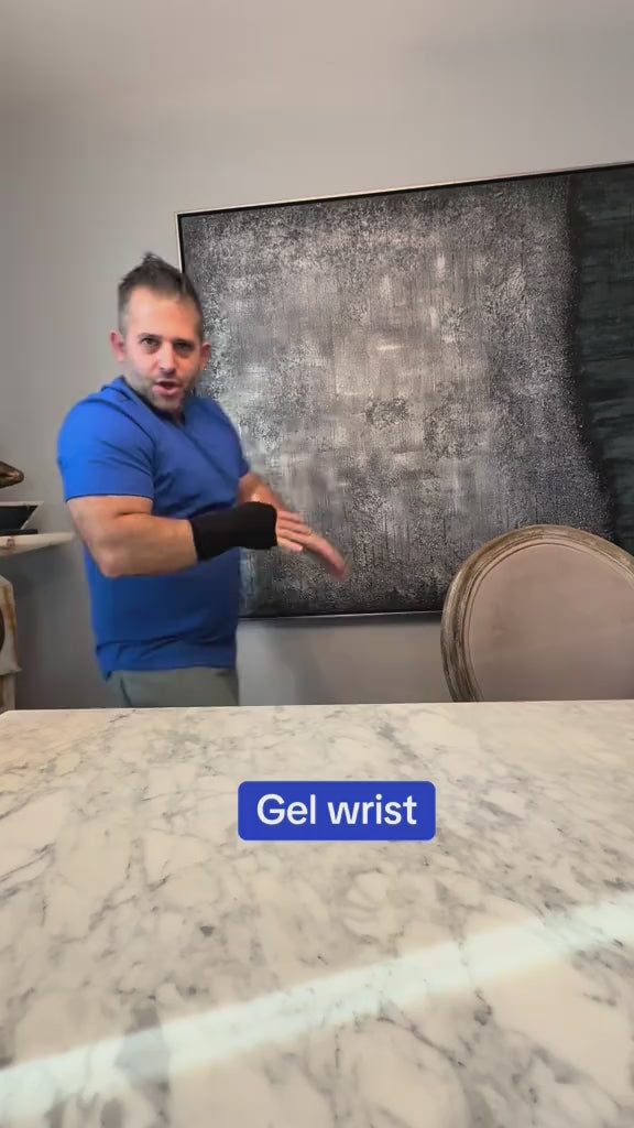  Other ice packs are too bulky. This one is specifically designed for the wrist and it shows. It contours perfectly, providing targeted relief exactly where I need it.