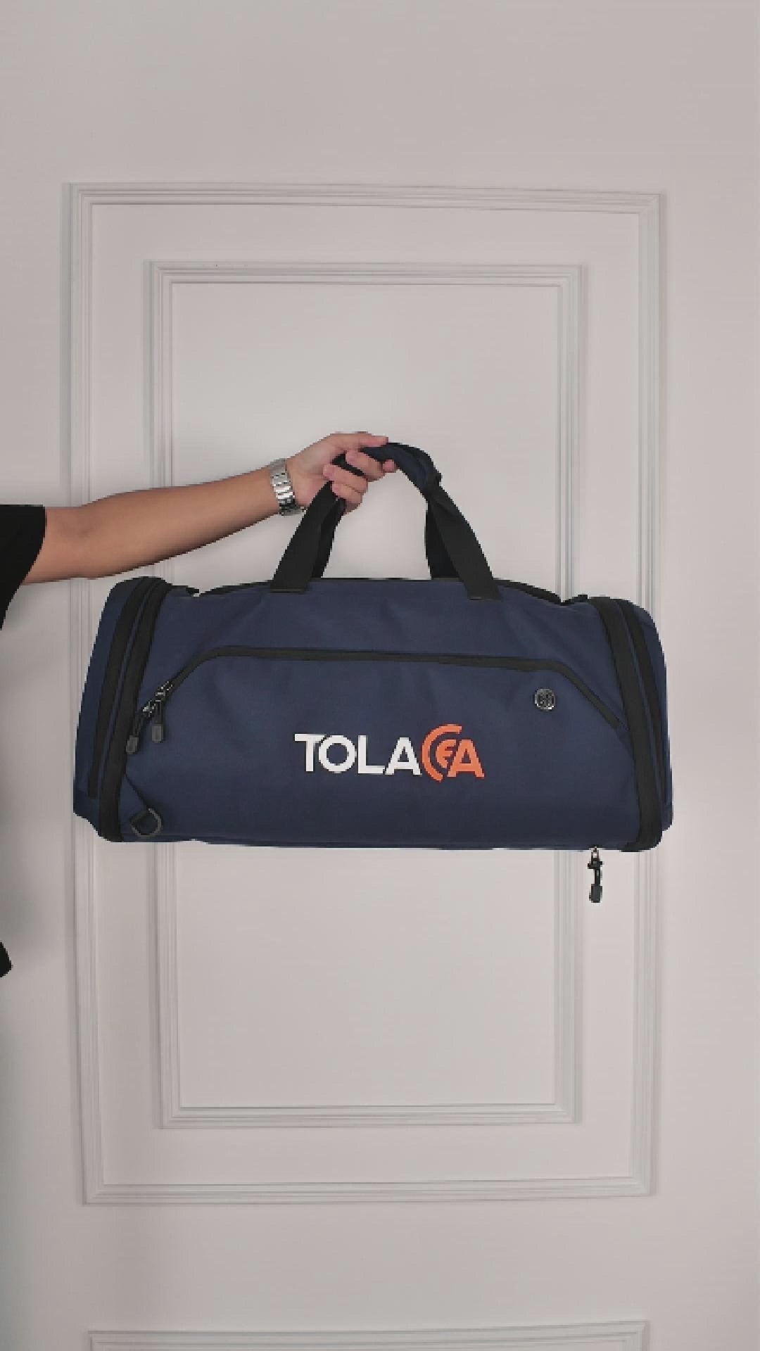 I just used this for a 5-day trip, and it was perfect. Fully expanded, it fit all my clothes, shoes, and even my laptop with ease. 