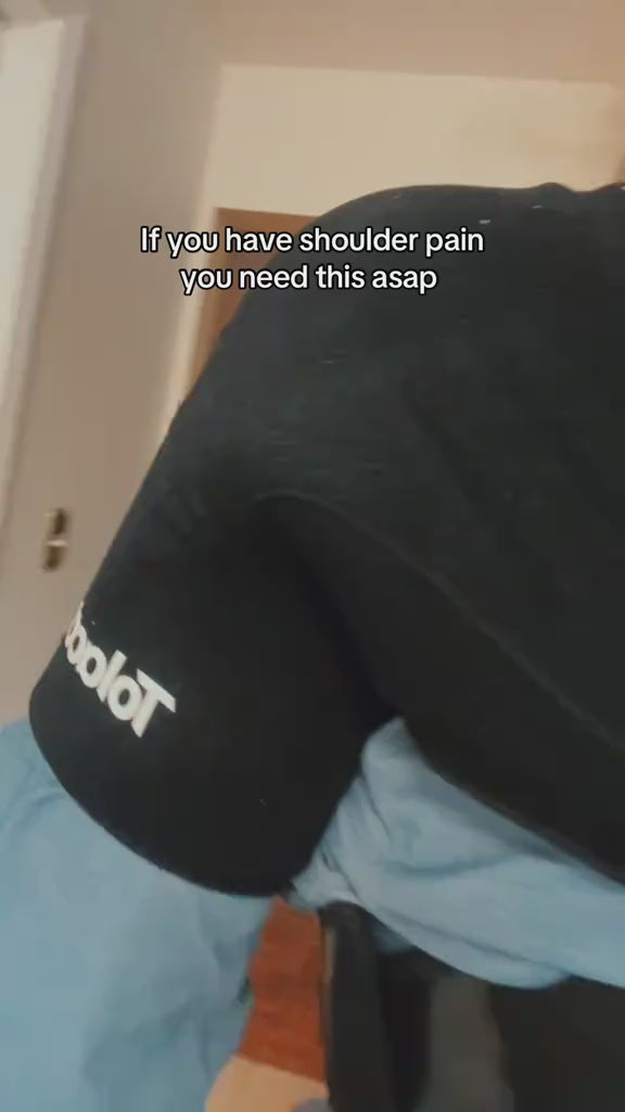 This wrap is a game-changer. The design keeps the gel pack securely positioned over my rotator cuff, something I could never achieve with a regular ice pack. The relief is incredible.